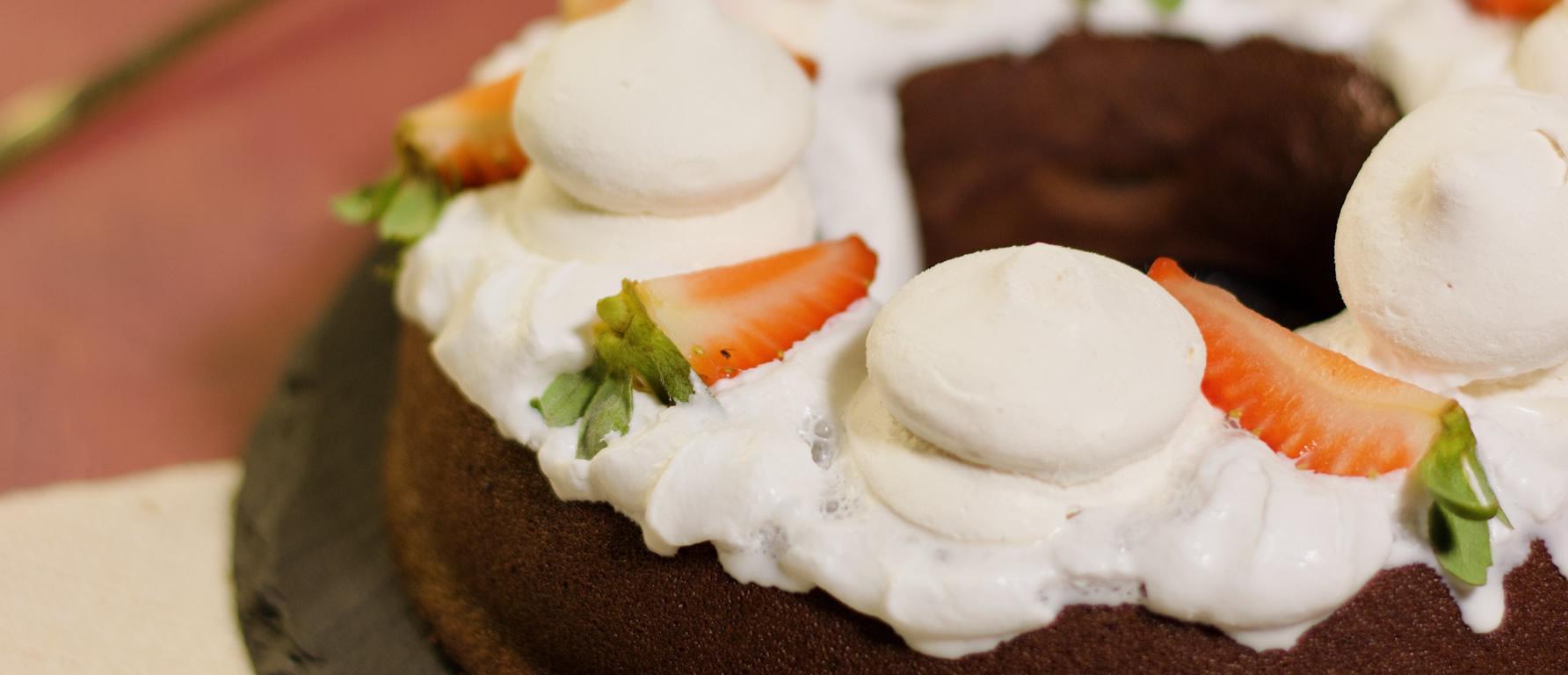 The Grand Gateau Merengue